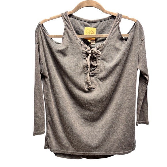 NWT CHASER Gray Cold Shoulder Top - Picture 1 of 7